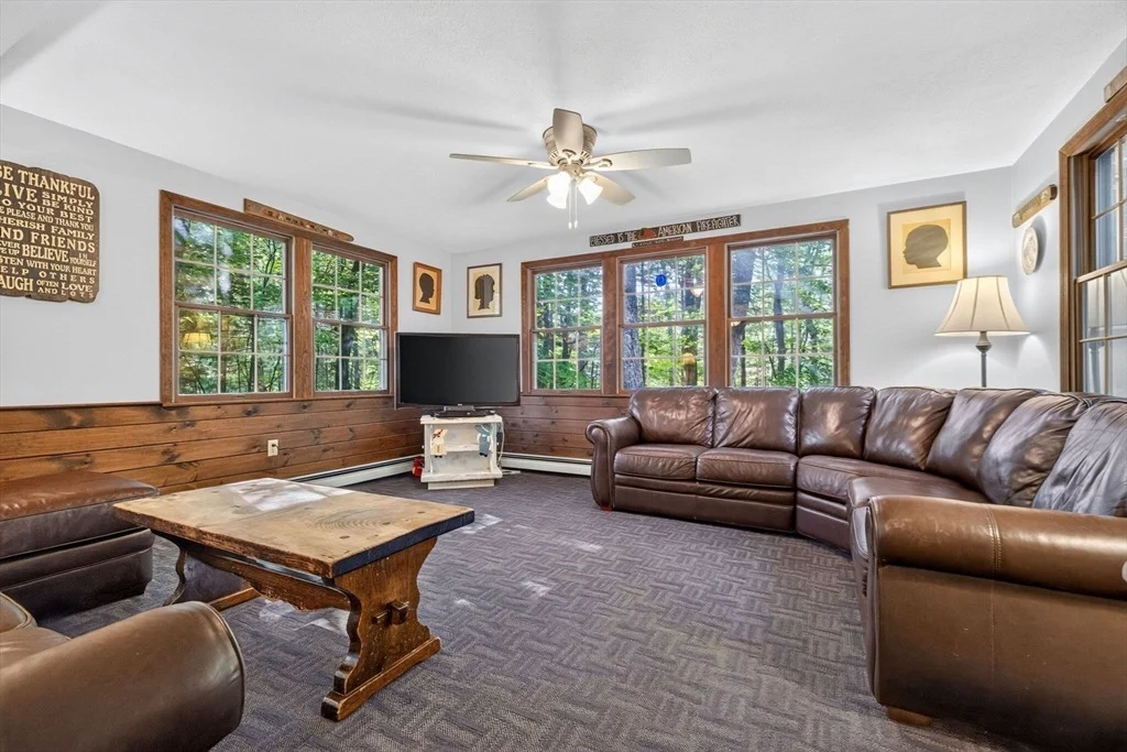 Photo of 9 Spruce Rd