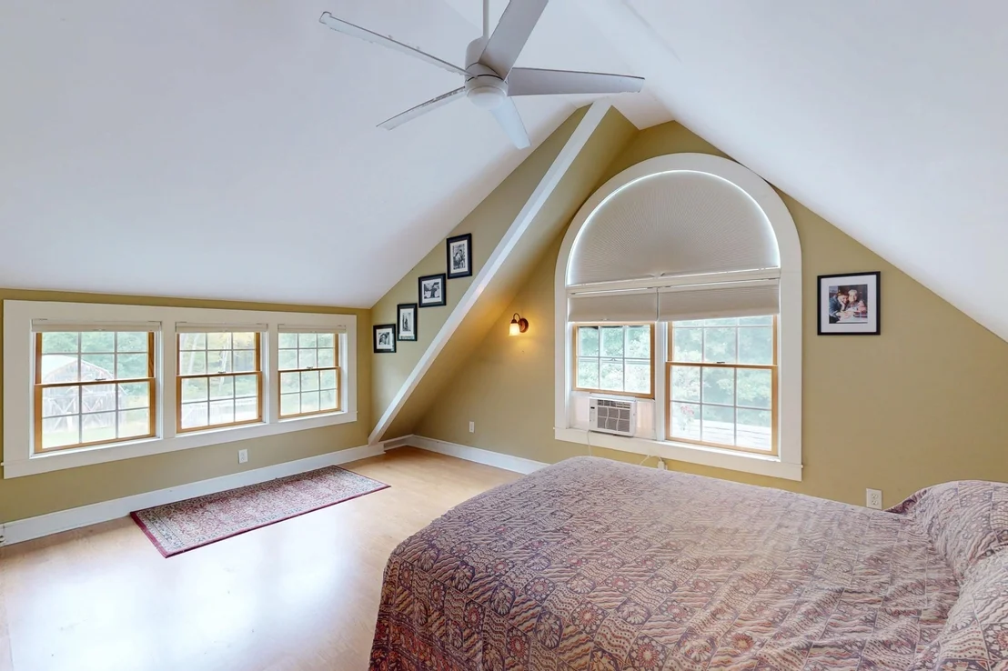 Photo of 337 Log Plain Rd