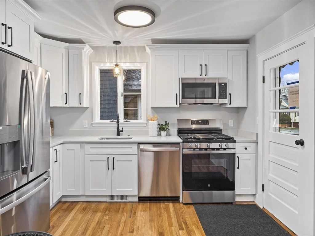 Photo of 13 Dustin St