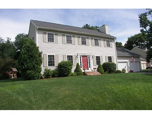 Photo of 28 Bouffard Dr