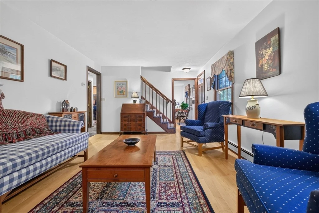 Photo of 9 Spruce Rd