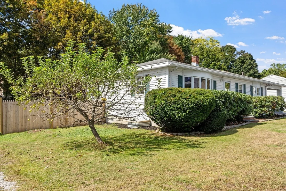 Photo of 160 Jackson St