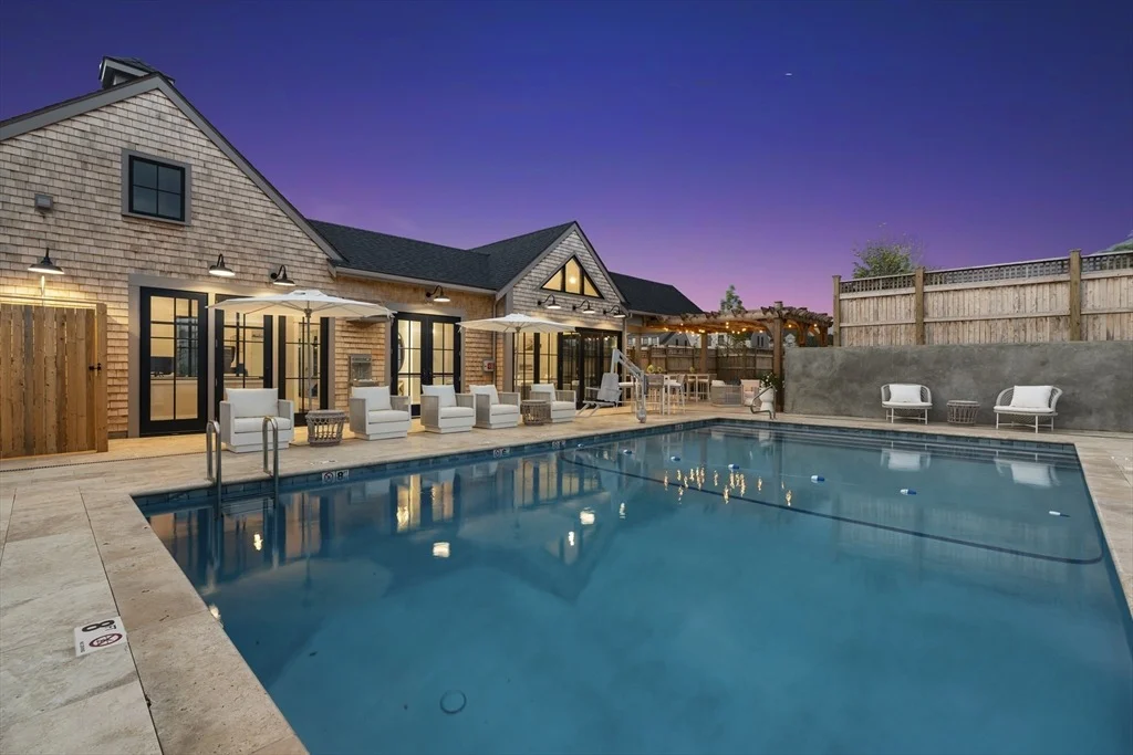 Photo of 17 Honeysuckle Drive