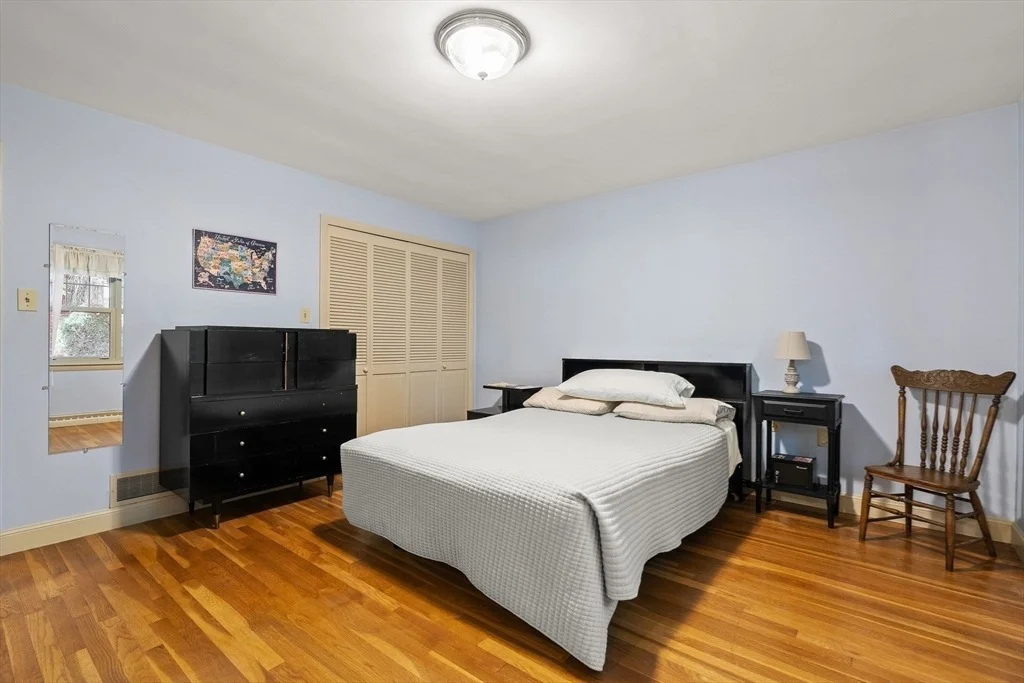 Photo of 39 Walsh Ave