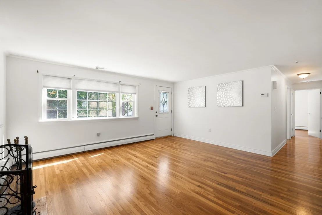 Photo of 4 Carson Rd