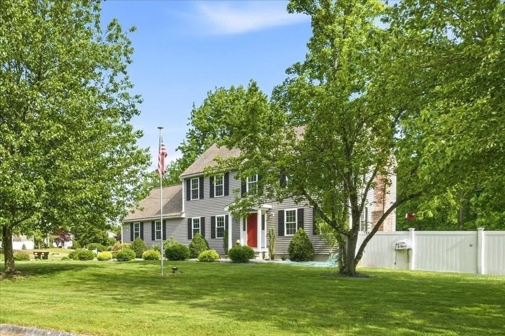Photo of 8 Eileen Road