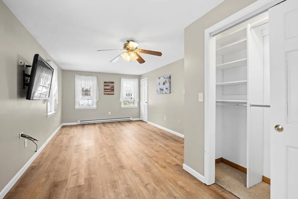 Photo of 6 Guenther Drive