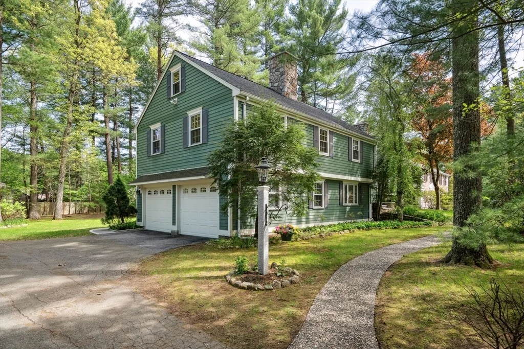 Photo of 6 Smith Farm Trl