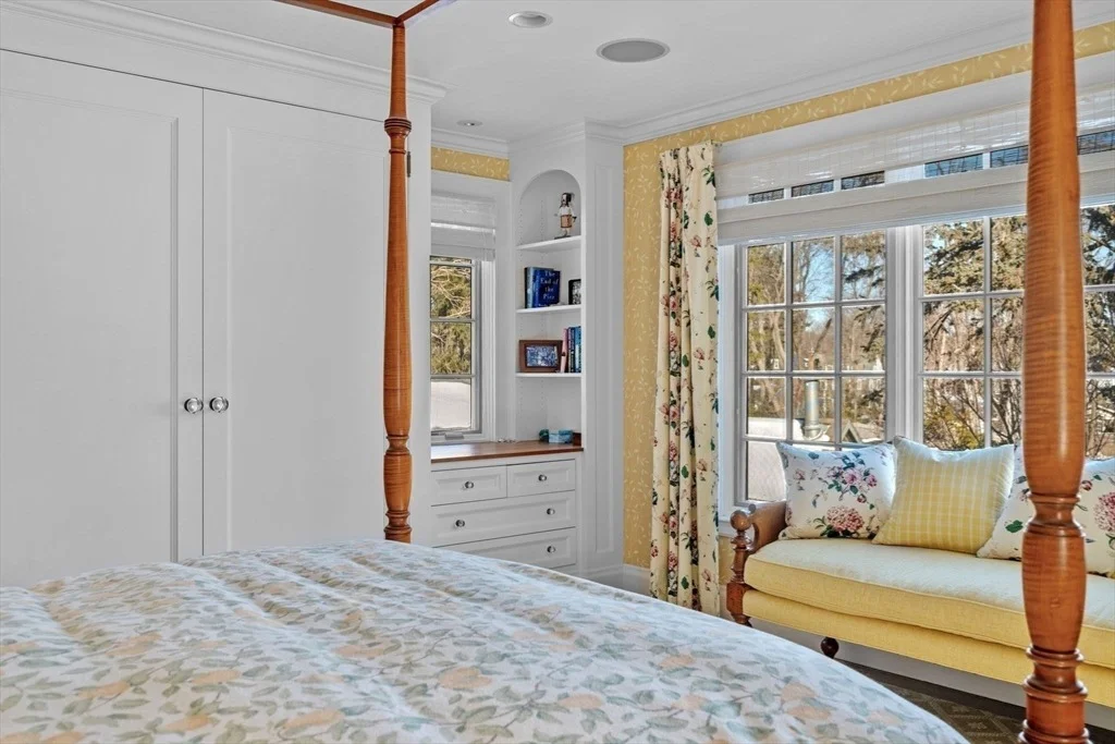 Photo of 45 Forest Ave
