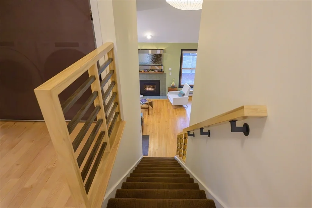 Photo of 39 Dennis Dr
