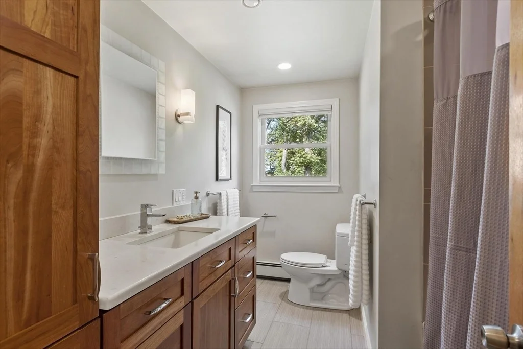 Photo of 6 Black Horse Dr