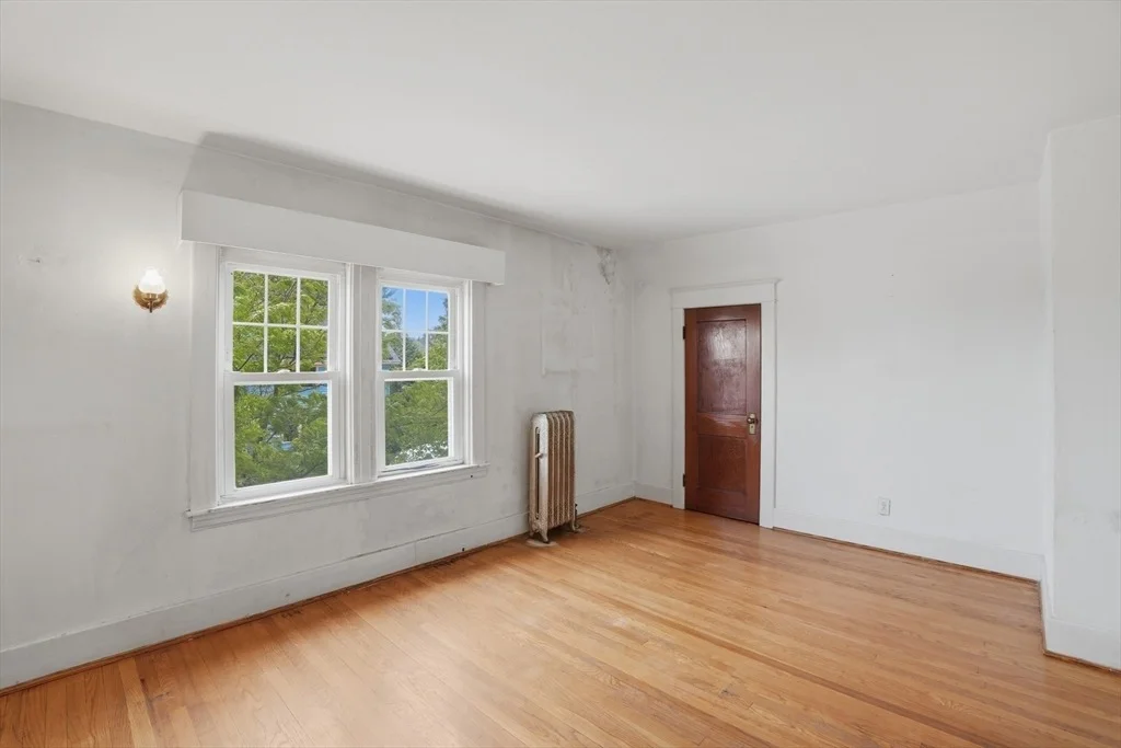 Photo of 2 Jeppson Avenue
