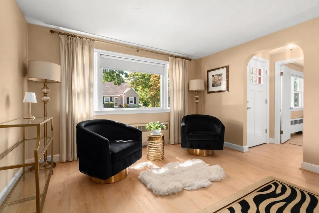 Photo of 39 Robin Rd