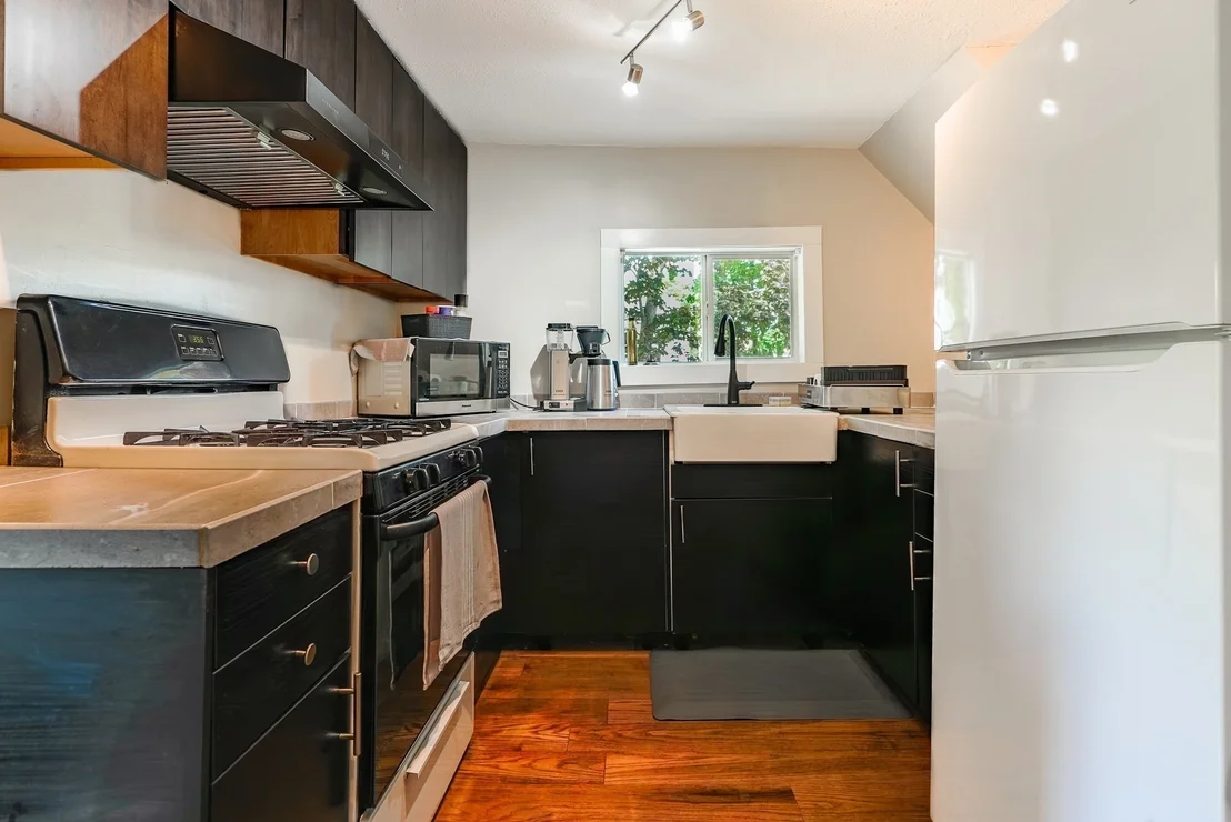 Photo of 5 Baptiste Ave