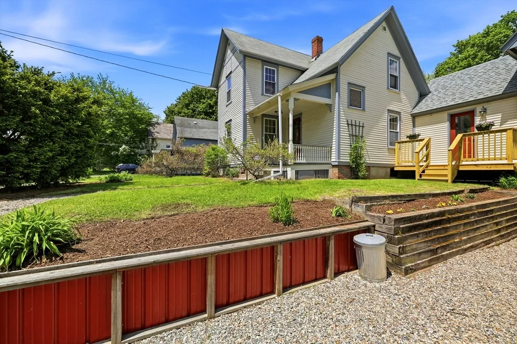 Photo of 97 Shelburne Road