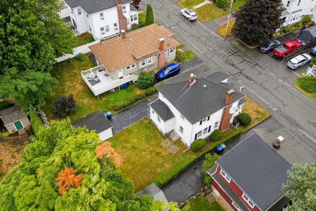 Photo of 16 Elmlawn Rd