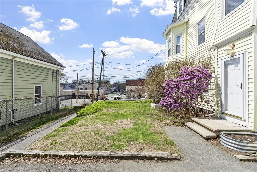 Photo of Unit 1 at 155 Maple St