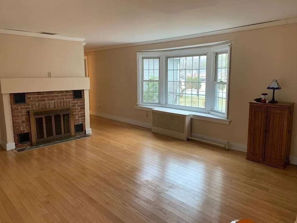 Photo of 320 Maple St