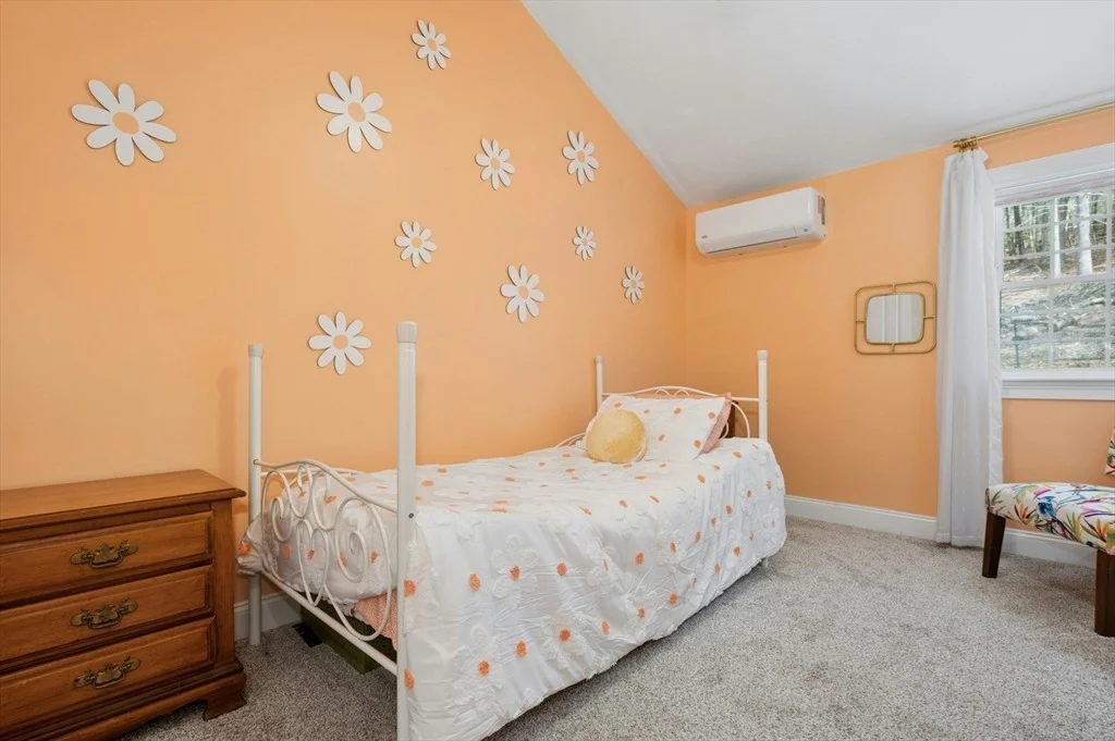 Photo of 171 Whitins Rd