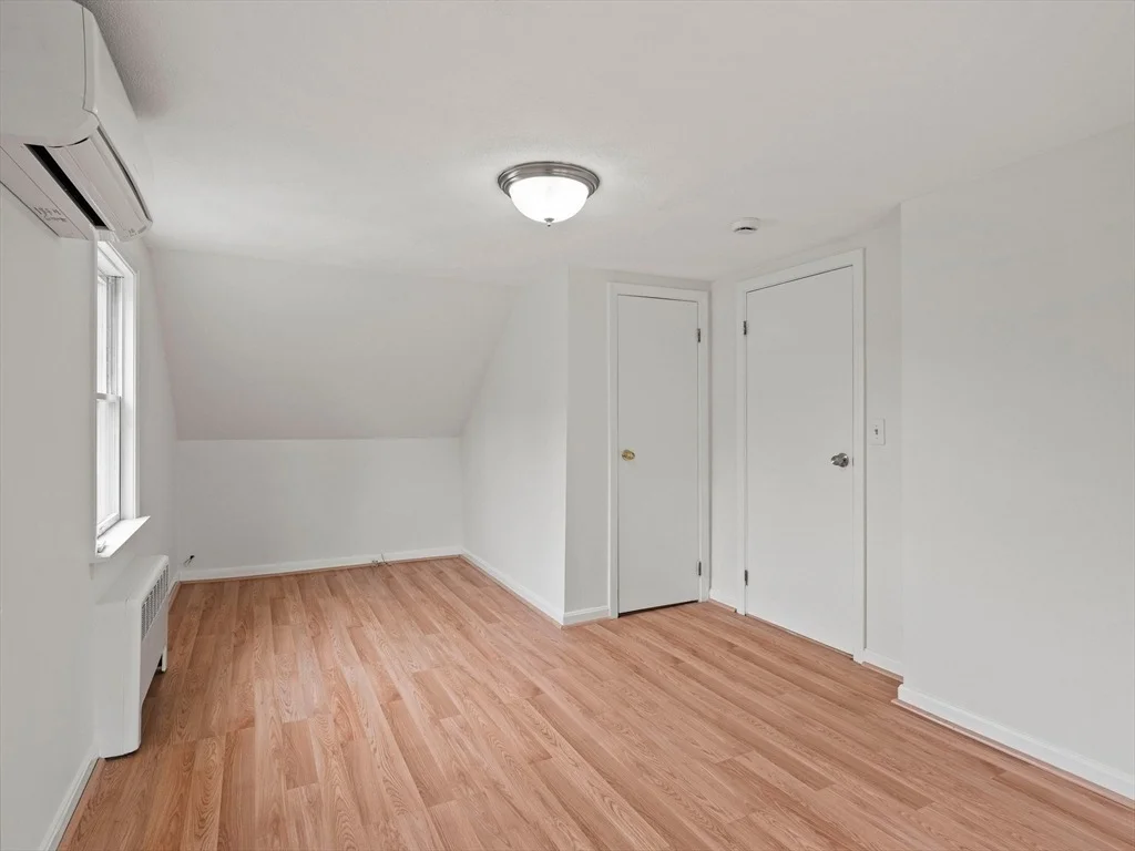 Photo of 84 Curtis Street