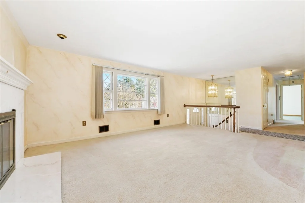 Photo of 72 Stivaletta Dr