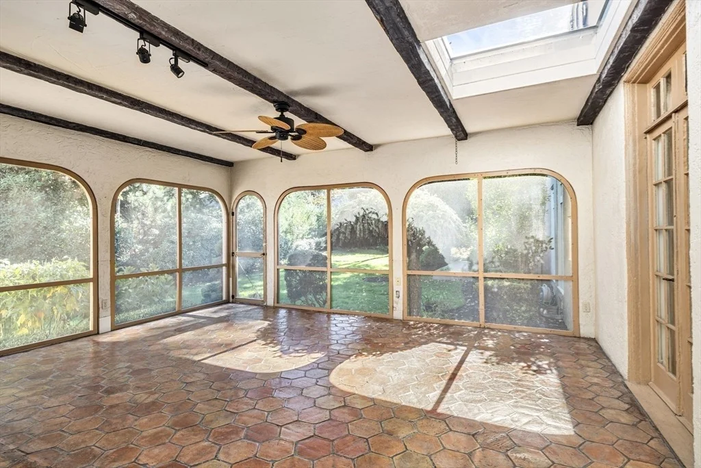 Photo of 1247 Highland Avenue
