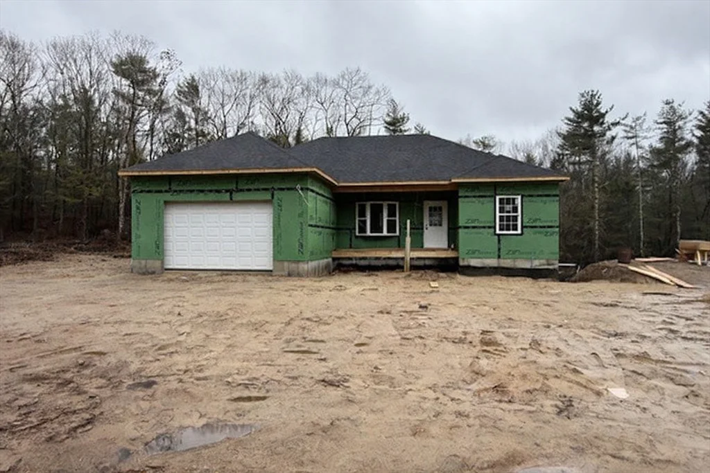 Photo of 215 Alpine Dr