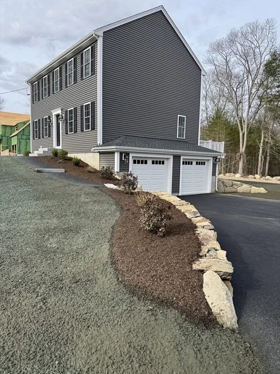 Photo of 27 Range Ave