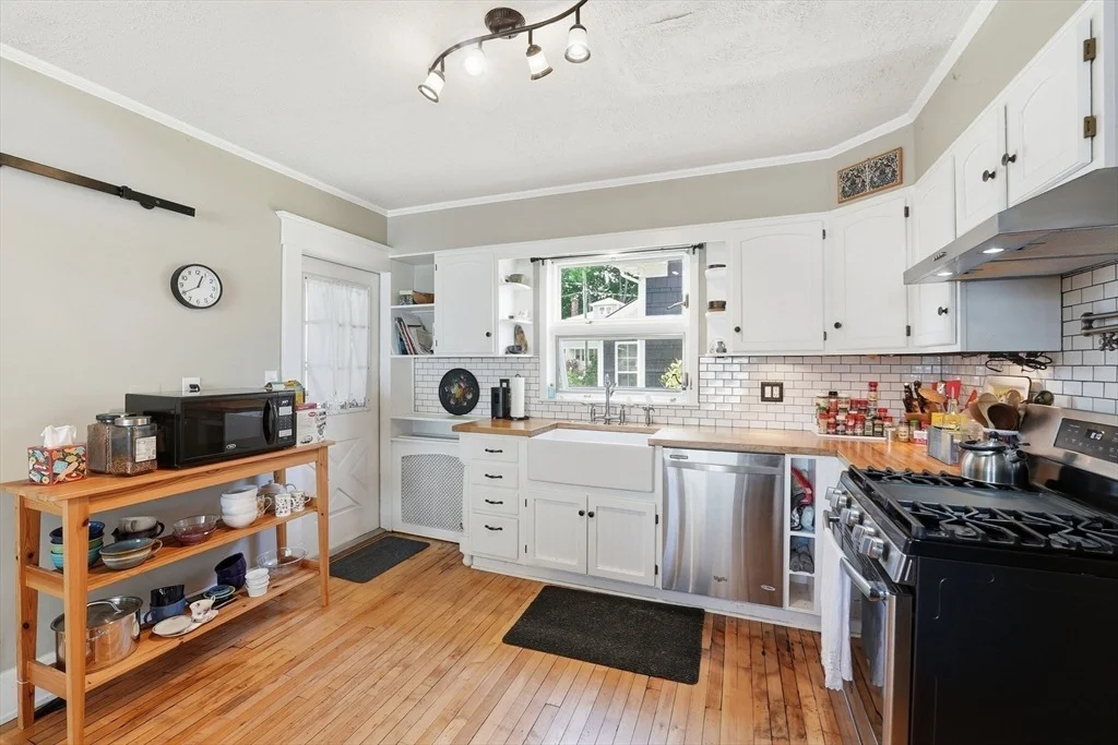Photo of 24 Thomas Ave