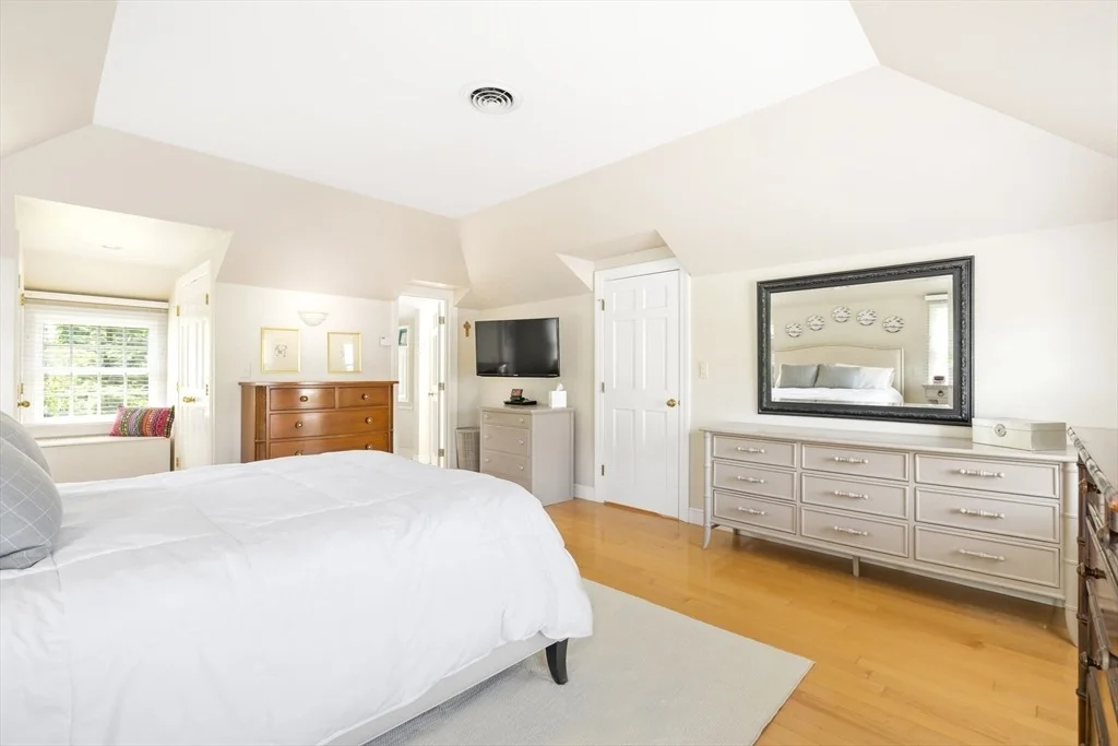 Photo of 212 Broad Meadow Road