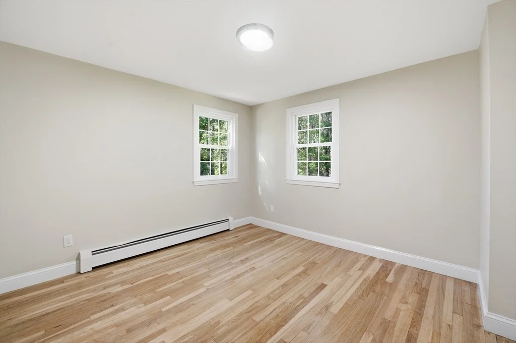 Photo of 3 Jonathan Ln