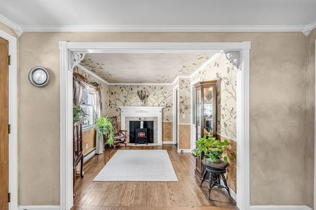 Photo of 236 Glenoak Drive