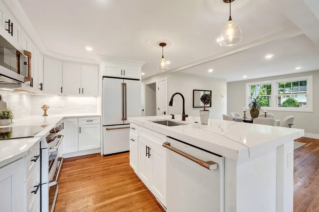 Photo of 28 Fieldstone Dr
