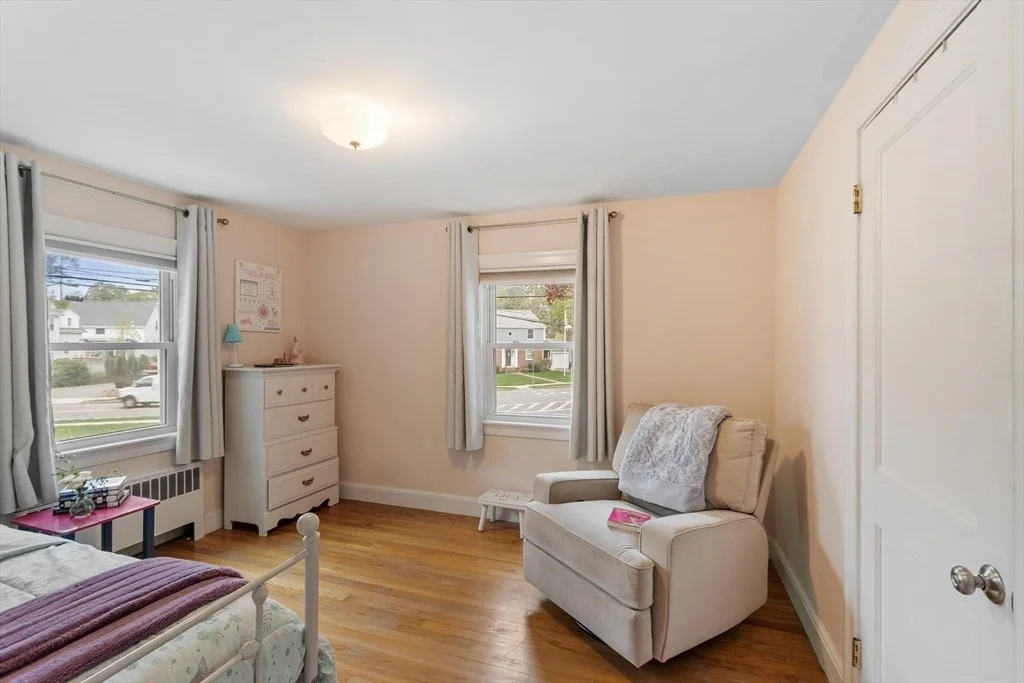 Photo of 152 Oak Street