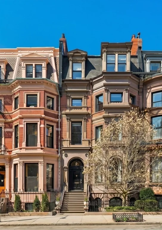 Photo of 55 Commonwealth Avenue