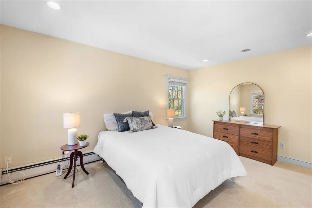 Photo of 21 Phillips Avenue