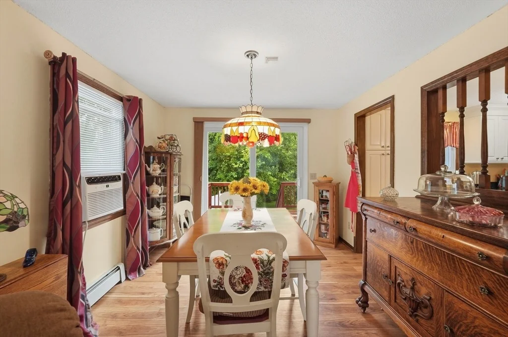 Photo of 568 Lantern Ln
