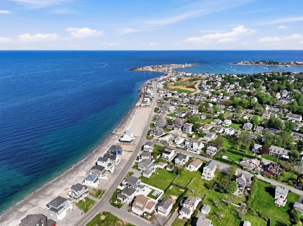 Photo of 37 Eleventh Ave