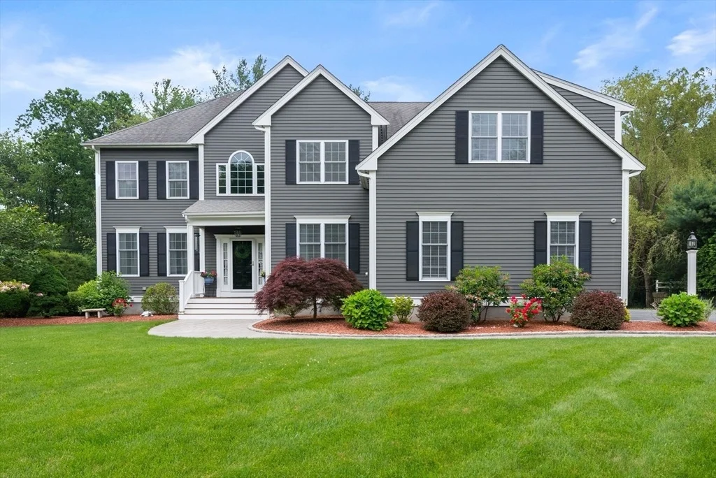 Photo of 8 Berkeley Drive