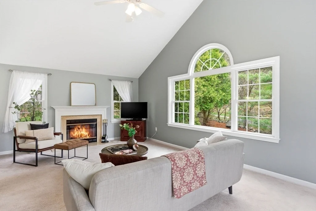 Photo of 6 Kristyn Ln