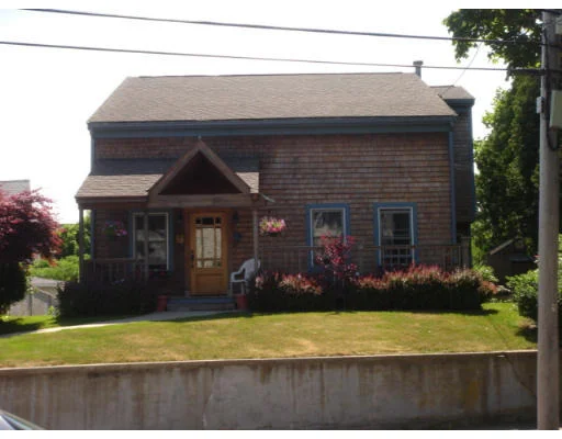 Photo of 206 Eastern Avenue