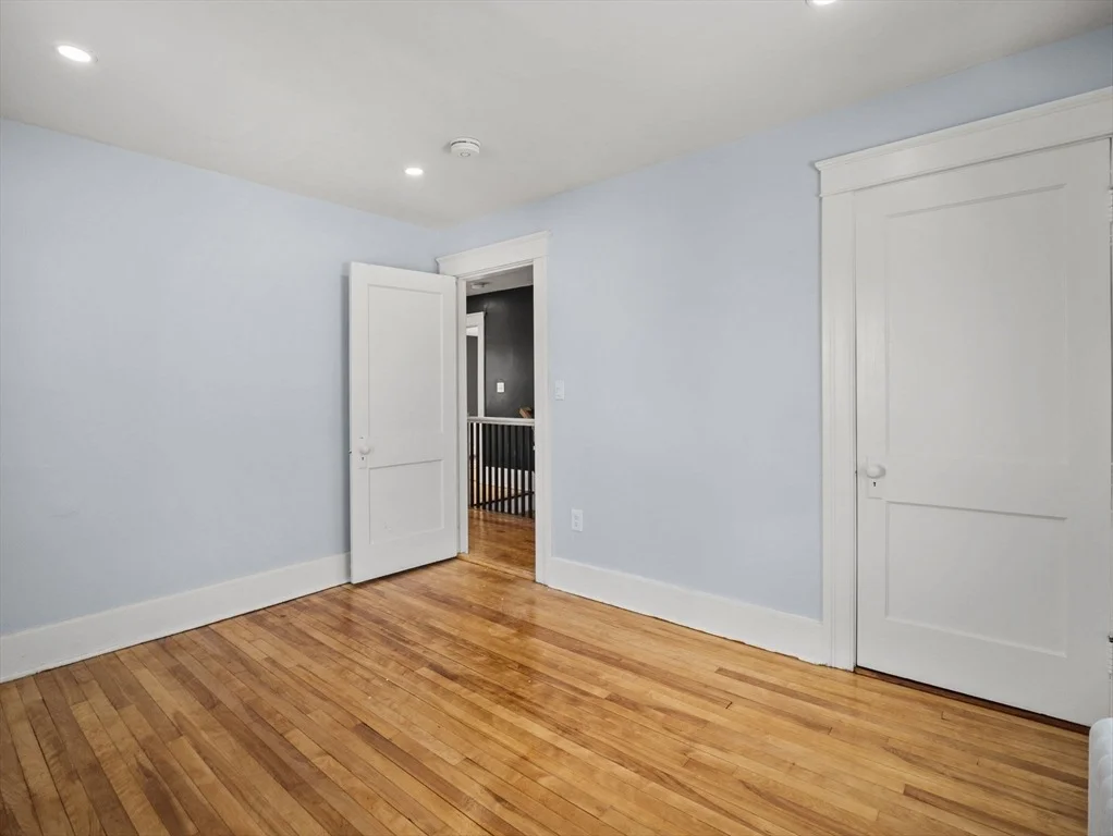 Photo of 329 Burncoat Street