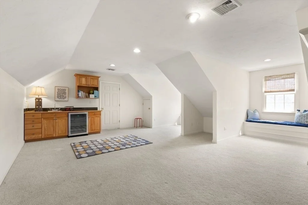 Photo of 7 Dry Pond Rd