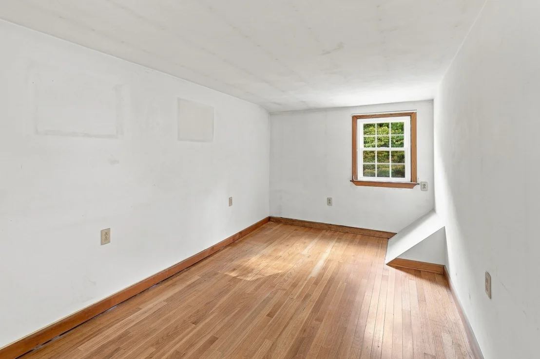 Photo of 200 Hockanum Rd