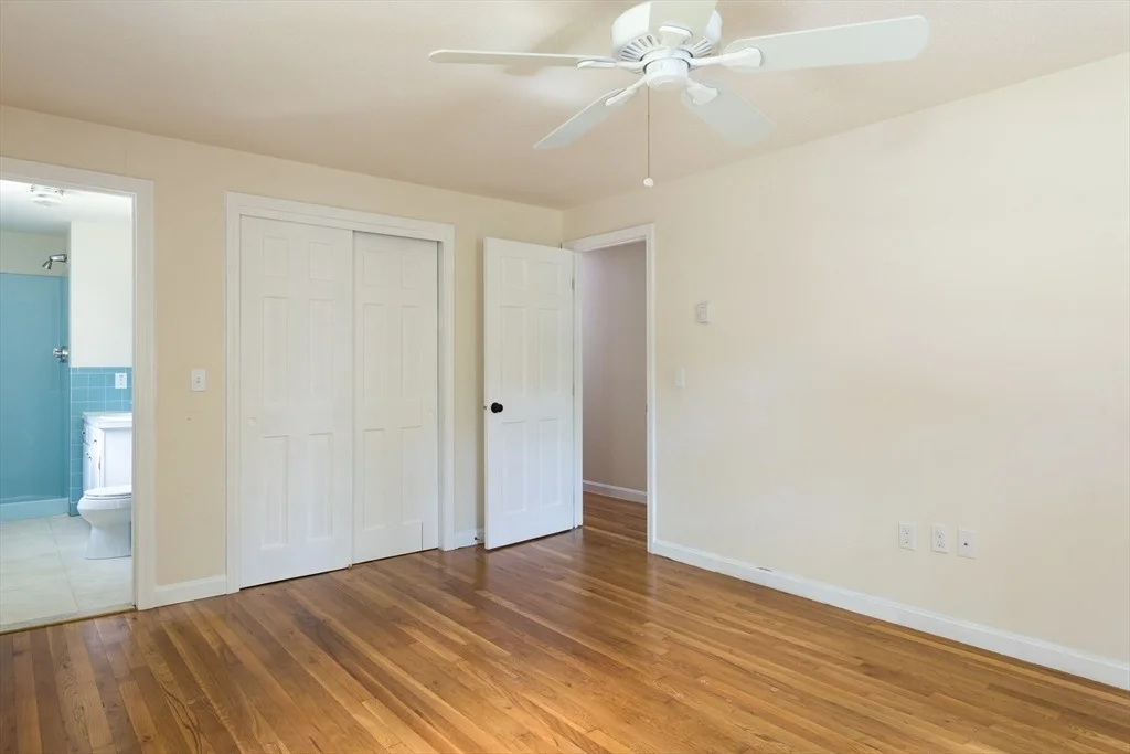 Photo of 35 Sharon Cir