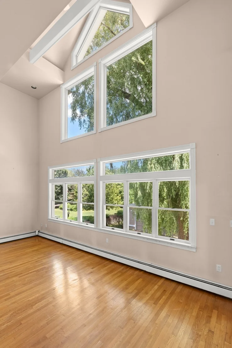 Photo of 174 Willow Rd