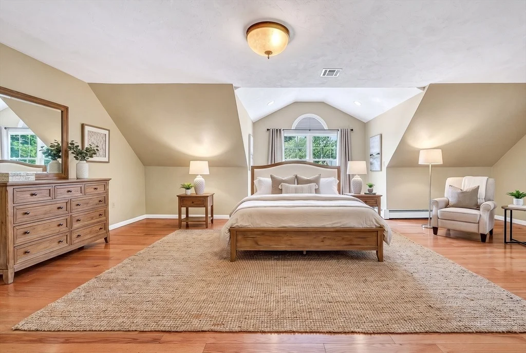 Photo of 8 Saddle Way