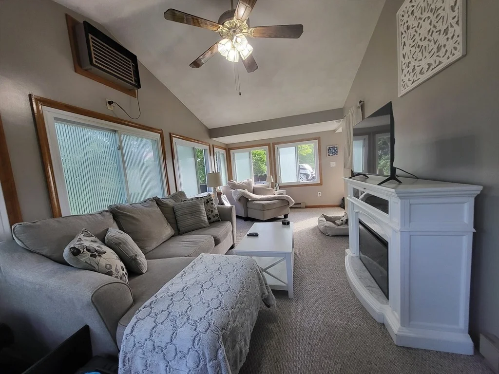Photo of 39 Cheever Rd