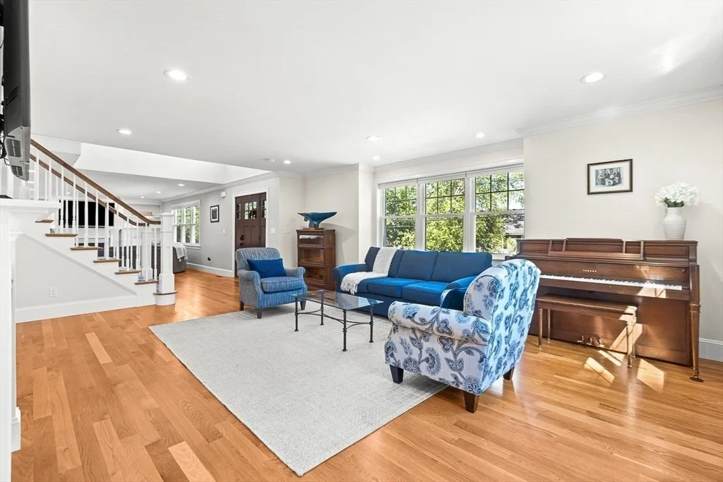 Photo of 21 Willowdale Road