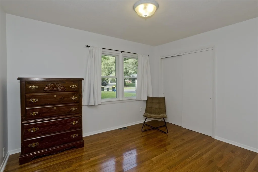 Photo of 271 Brookwood Drive